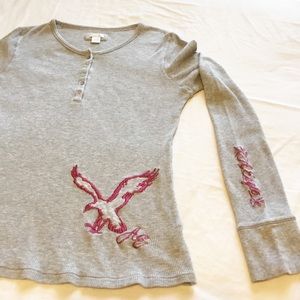 American Outfitters LG Gray Henley Long Sleeve Tee